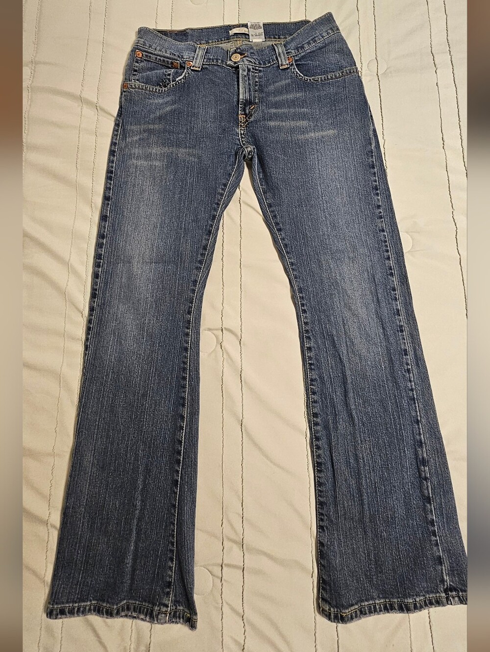 Levis 542 Low Flare Size 12M